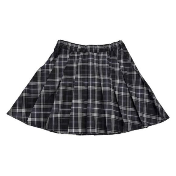 NWT GARAGE Brittany High Waisted Pleated Skirt Size XS Black Smoked Out Plaid - Picture 4 of 5